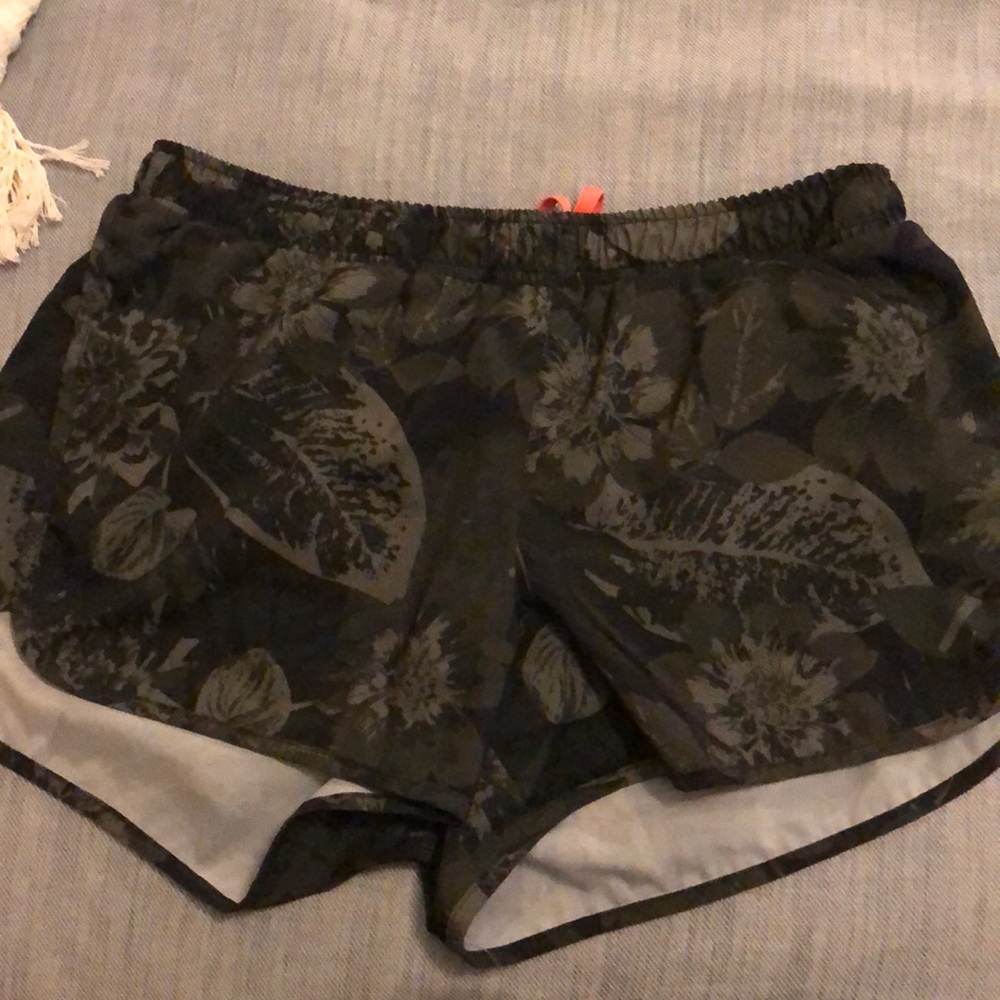 Old navy active shorts